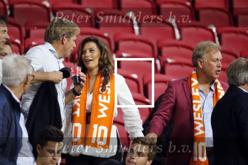 Amsterdam 6 mei 2018
Nederland-Peru 2-1 . Afscheidswedstrijd Wesley Sneijder . Zijn vrouw Yolanthe Sneijder Cabau en zoons Jessey en Xess Xava zijn natuurlijk aanwezig. Marcel Boekhoorn met zijn vriendin Rebecca Cabau.