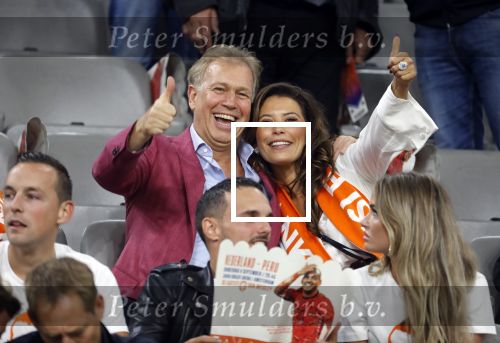 Amsterdam 6 mei 2018
Nederland-Peru 2-1 . Afscheidswedstrijd Wesley Sneijder . Zijn vrouw Yolanthe Sneijder Cabau en zoons Jessey en Xess Xava zijn natuurlijk aanwezig. Marcel Boekhoorn met zijn vriendin Rebecca Cabau.