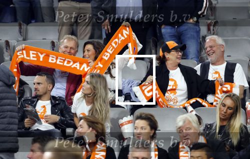 Amsterdam 6 mei 2018
Nederland-Peru 2-1 . Afscheidswedstrijd Wesley Sneijder . Zijn vrouw Yolanthe Sneijder Cabau en zoons Jessey en Xess Xava zijn natuurlijk aanwezig. Marcel Boekhoorn met zijn vriendin Rebecca Cabau.