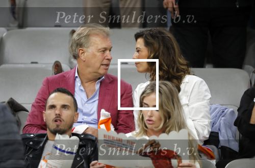 Amsterdam 6 mei 2018
Nederland-Peru 2-1 . Afscheidswedstrijd Wesley Sneijder . Zijn vrouw Yolanthe Sneijder Cabau en zoons Jessey en Xess Xava zijn natuurlijk aanwezig. Marcel Boekhoorn met zijn vriendin Rebecca Cabau.