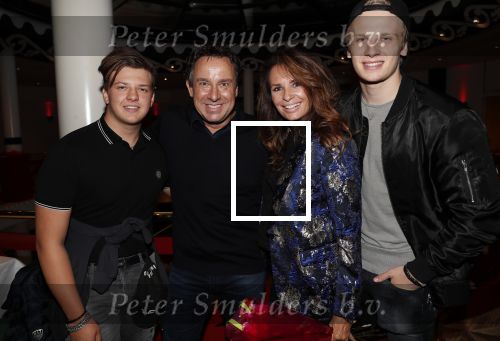 Zeist 25 augustus 2018
Jada Borsato speelt hoofdrol in Musical. Marcoi Leontine Senna en Luca zijn aanwezig in het Fiji theater.