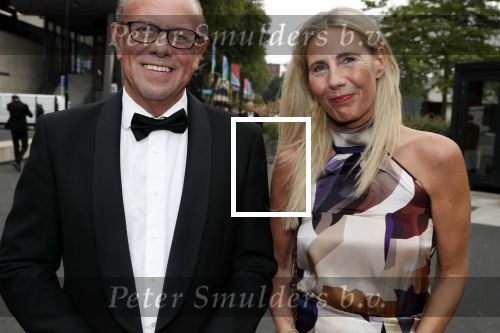 Hilversum 3 september 2018
Telegraaf voetballer van het jaar in studio 21. Mart v d Heuvel met vrouw