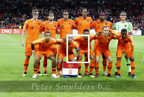 Amsterdam 6 mei 2018
Nederland-Peru 2-1 . Afscheidswedstrijd Wesley Sneijder . Zijn vrouw Yolanthe Sneijder Cabau en zoons Jessey en Xess Xava zijn natuurlijk aanwezig.