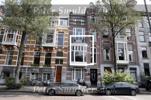Amsterdam 1 augustus 2018
Nikkie Plessen en partner Ruben Bontekoe hebben het huis naast hun huidige huis gekocht.