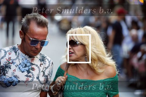 Amsterdam 3 augustus 2018
Patricia Paay en haar man Robert Hinfelaar met vrienden op het leidse plein in Amsterdam.