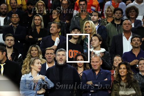 Amsterdam 6 mei 2018
Nederland-Peru 2-1 . Afscheidswedstrijd Wesley Sneijder . Zijn vrouw Yolanthe Sneijder Cabau en zoons Jessey en Xess Xava zijn natuurlijk aanwezig. Rene en Natasja Froger met zoon Maxim  en Wil v d Kaaij