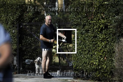 Dordrecht 1 augustus 2018
Rene v d Gijp bij zijn huis.