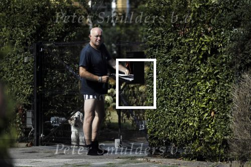 Dordrecht 1 augustus 2018
Rene v d Gijp bij zijn huis.