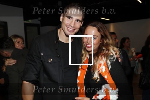 Amsterdam 6 mei 2018
Nederland-Peru 2-1 . Afscheidswedstrijd Wesley Sneijder . Zijn vrouw Yolanthe Sneijder Cabau en zoons Jessey en Xess Xava zijn natuurlijk aanwezig. Rico Verhoeven met zijn vrouw