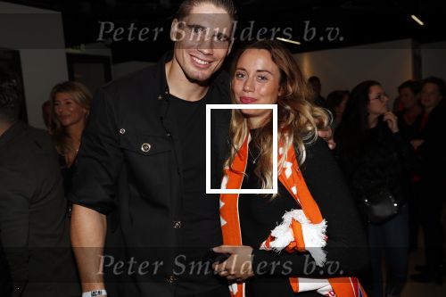 Amsterdam 6 mei 2018
Nederland-Peru 2-1 . Afscheidswedstrijd Wesley Sneijder . Zijn vrouw Yolanthe Sneijder Cabau en zoons Jessey en Xess Xava zijn natuurlijk aanwezig. Rico Verhoeven met zijn vrouw