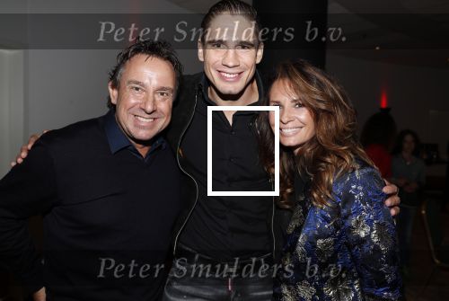 Zeist 25 augustus 2018
Jada Borsato speelt hoofdrol in Musical. Marcoi Leontine Senna en Luca zijn aanwezig in het Fiji theater. Rico Verhoeven kwam met zijn vrouw en dochter