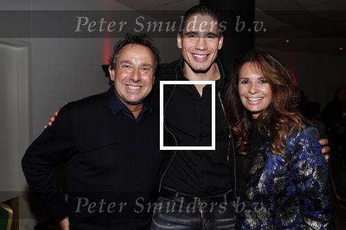 Zeist 25 augustus 2018
Jada Borsato speelt hoofdrol in Musical. Marcoi Leontine Senna en Luca zijn aanwezig in het Fiji theater. Rico Verhoeven kwam met zijn vrouw en dochter