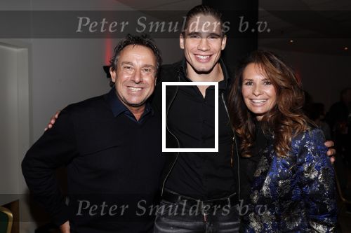 Zeist 25 augustus 2018
Jada Borsato speelt hoofdrol in Musical. Marcoi Leontine Senna en Luca zijn aanwezig in het Fiji theater. Rico Verhoeven kwam met zijn vrouw en dochter