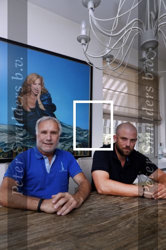 Leiderdorp 3 augustus 2018
Dick Wieriks (zwart shirt) en Rob Rijsbergen thuis . Patricia Paay heeft een tijdje bij ze gewoond.