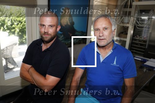 Leiderdorp 3 augustus 2018
Dick Wieriks (zwart shirt) en Rob Rijsbergen thuis . Patricia Paay heeft een tijdje bij ze gewoond.