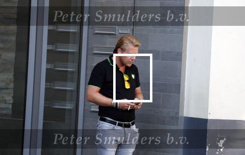 Amsterdam 3 augustus 2018
Patricia Paay en haar man Robert Hinfelaar met vriendin op het leidse plein in Amsterdam.