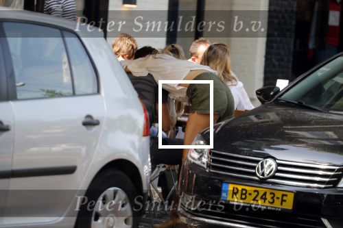 Amsterdam 19 juli 2018
Rick Brandsteder met zijn vriendin Roosje Kuizenga op terras.