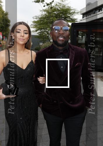 Hilversum 3 september 2018
Telegraaf voetballer van het jaar in studio 21. Royston Drenthe met vrouw
