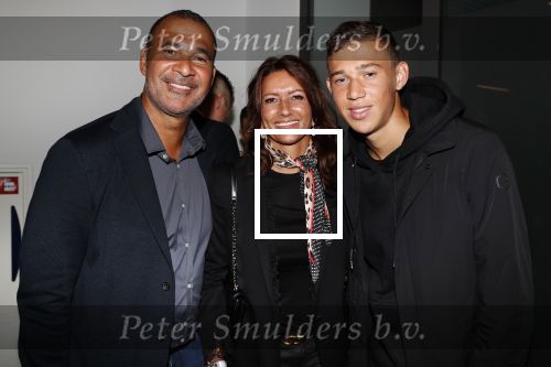 Amsterdam 6 mei 2018
Nederland-Peru 2-1 . Afscheidswedstrijd Wesley Sneijder . Zijn vrouw Yolanthe Sneijder Cabau en zoons Jessey en Xess Xava zijn natuurlijk aanwezig. Ruud Gullit met Maxim en zijn vriendin Karin der Rooij