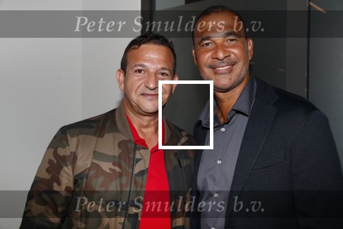 Amsterdam 6 mei 2018
Nederland-Peru 2-1 . Afscheidswedstrijd Wesley Sneijder . Zijn vrouw Yolanthe Sneijder Cabau en zoons Jessey en Xess Xava zijn natuurlijk aanwezig. Ruud Gullit en Najib Amhali