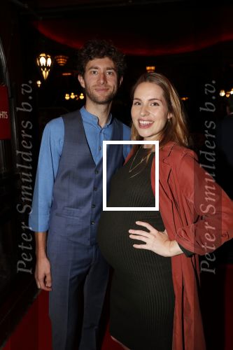 Amsterdam 4 september 2018
Premiere de inspirator in Tuschinki. Sanne Langelaar zwanger van haar vriend David Lucieer