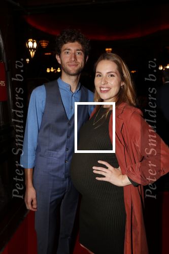 Amsterdam 4 september 2018
Premiere de inspirator in Tuschinki. Sanne Langelaar zwanger van haar vriend David Lucieer