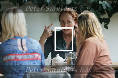 Amsterdam 3 september 2018
Sytske v d Ster op terras.