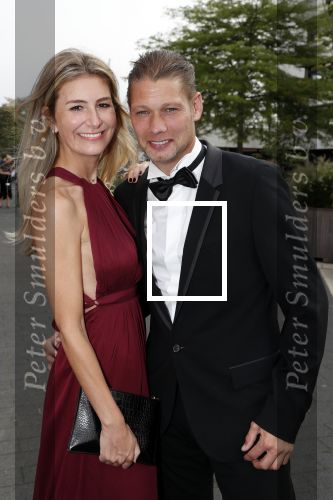 Hilversum 3 september 2018
Telegraaf voetballer van het jaar in studio 21. Theo Lucius met vrouw