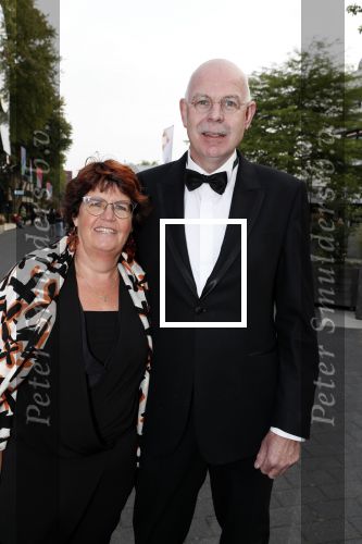 Hilversum 3 september 2018
Telegraaf voetballer van het jaar in studio 21. Toon Gerbrands met vrouw