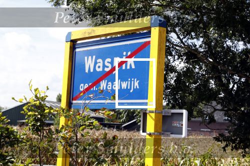 Waspik Waalwijk 26 augustus 2018
Huldiging Maarten v d Weijdenin Waalwijk en met familie bij zijn huis. Zijn vrouw Daisy en kinderen Phileine en Robien waren er natuurlijk bij.
