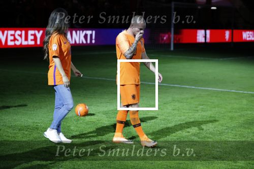 Amsterdam 6 mei 2018
Nederland-Peru 2-1 . Afscheidswedstrijd Wesley Sneijder . Zijn vrouw Yolanthe Sneijder Cabau en zoons Jessey en Xess Xava zijn natuurlijk aanwezig.