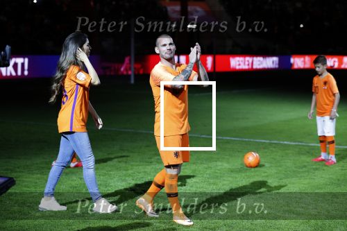 Amsterdam 6 mei 2018
Nederland-Peru 2-1 . Afscheidswedstrijd Wesley Sneijder . Zijn vrouw Yolanthe Sneijder Cabau en zoons Jessey en Xess Xava zijn natuurlijk aanwezig.