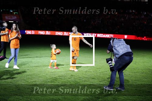 Amsterdam 6 mei 2018
Nederland-Peru 2-1 . Afscheidswedstrijd Wesley Sneijder . Zijn vrouw Yolanthe Sneijder Cabau en zoons Jessey en Xess Xava zijn natuurlijk aanwezig.