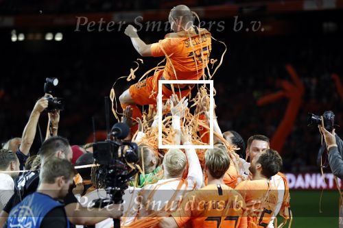 Amsterdam 6 mei 2018
Nederland-Peru 2-1 . Afscheidswedstrijd Wesley Sneijder . Zijn vrouw Yolanthe Sneijder Cabau en zoons Jessey en Xess Xava zijn natuurlijk aanwezig.