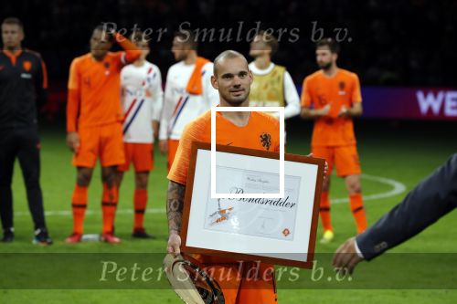 Amsterdam 6 mei 2018
Nederland-Peru 2-1 . Afscheidswedstrijd Wesley Sneijder . Zijn vrouw Yolanthe Sneijder Cabau en zoons Jessey en Xess Xava zijn natuurlijk aanwezig.