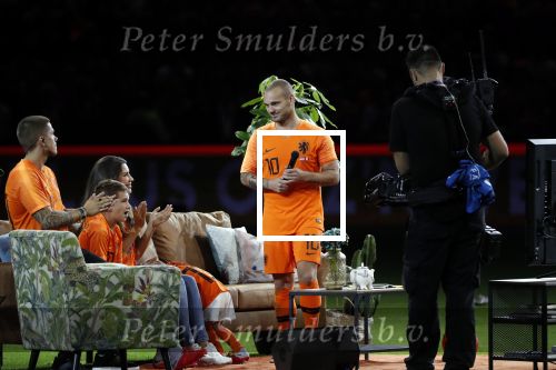 Amsterdam 6 mei 2018
Nederland-Peru 2-1 . Afscheidswedstrijd Wesley Sneijder . Zijn vrouw Yolanthe Sneijder Cabau en zoons Jessey en Xess Xava zijn natuurlijk aanwezig. Andre Hazes zong voor Wesley