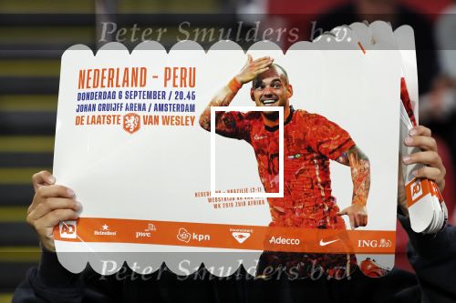 Amsterdam 6 mei 2018
Nederland-Peru 2-1 . Afscheidswedstrijd Wesley Sneijder . Zijn vrouw Yolanthe Sneijder Cabau en zoons Jessey en Xess Xava zijn natuurlijk aanwezig.