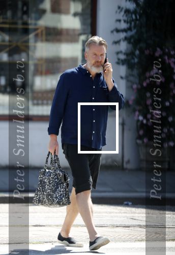 Amsterdam 4 augustus 2018
Wessel v Diepen bellen op straat.