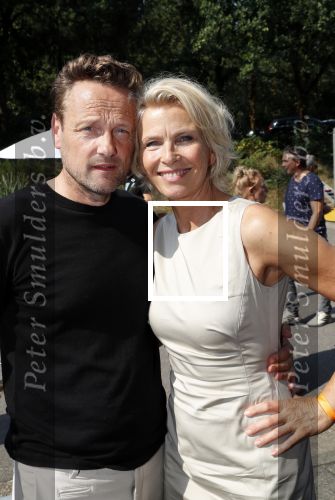 Hilversum 27 augustus 2019
Najaarspresentatie NPO op het mediapark. Anita Witzier met haar man Michiel