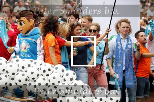 Amsterdam 3 augustus 2019
Gaypride in de grachten van Amsterdam.
Barbara Barend
