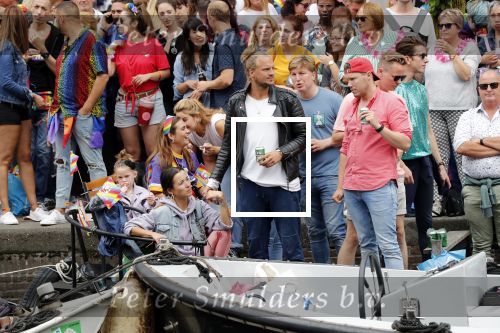 Amsterdam 3 augustus 2019
Gaypride in de grachten van Amsterdam.
Birgit Schuurman met haar nieuwe vriend Sander v Haarlem.