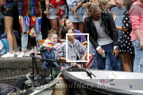 Amsterdam 3 augustus 2019
Gaypride in de grachten van Amsterdam.
Birgit Schuurman met haar nieuwe vriend Sander v Haarlem.