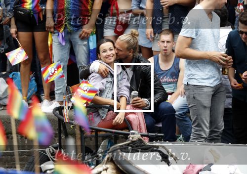 Amsterdam 3 augustus 2019
Gaypride in de grachten van Amsterdam.
Birgit Schuurman met haar nieuwe vriend Sander v Haarlem.