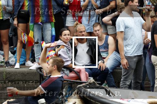 Amsterdam 3 augustus 2019
Gaypride in de grachten van Amsterdam.
Birgit Schuurman met haar nieuwe vriend Sander v Haarlem.