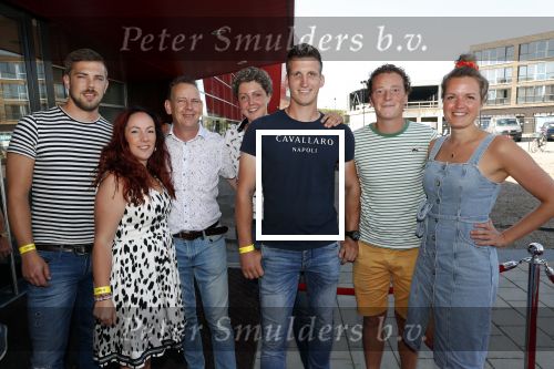 Ede 31 augustus 2019
Boer zoekt vrouw Event in pathe Ede.
Aanwezig oa Yvon Jaspers Boerin Steffi (  en vriend Roel) Michelle v Asseldonk ( en vriend Maarten) Boer Wim ( en vriendin Marit)