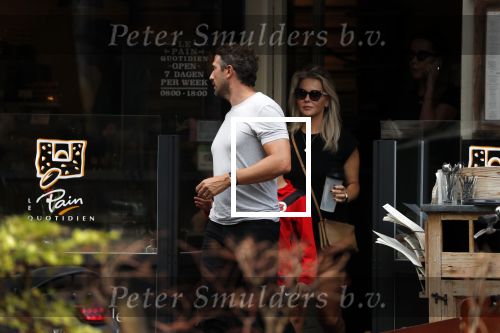 Amsterdam 28 augustus 2019
Chantal janzen met man Marco Geeratz en hun zoontje op de cornelis schuytstraat.