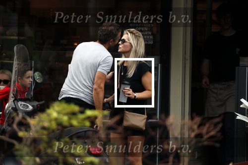 Amsterdam 28 augustus 2019
Chantal janzen met man Marco Geeratz en hun zoontje op de cornelis schuytstraat.