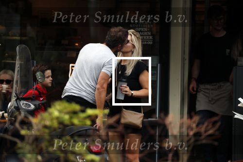 Amsterdam 28 augustus 2019
Chantal janzen met man Marco Geeratz en hun zoontje op de cornelis schuytstraat.