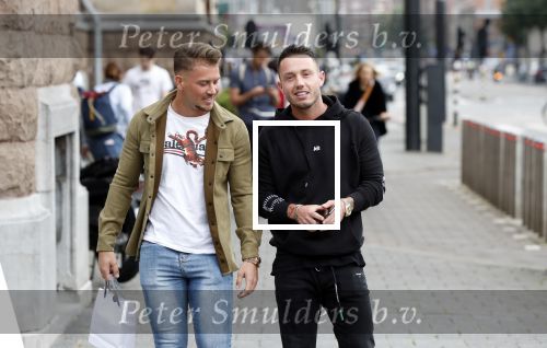 Amsterdam 22 augustus 2019
Djarno Hofland met zijn nieuwe mercedes.