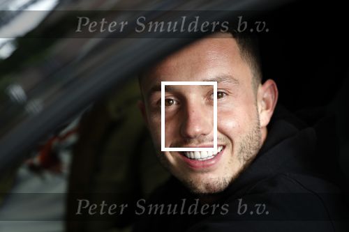 Amsterdam 22 augustus 2019
Djarno Hofland met zijn nieuwe mercedes.